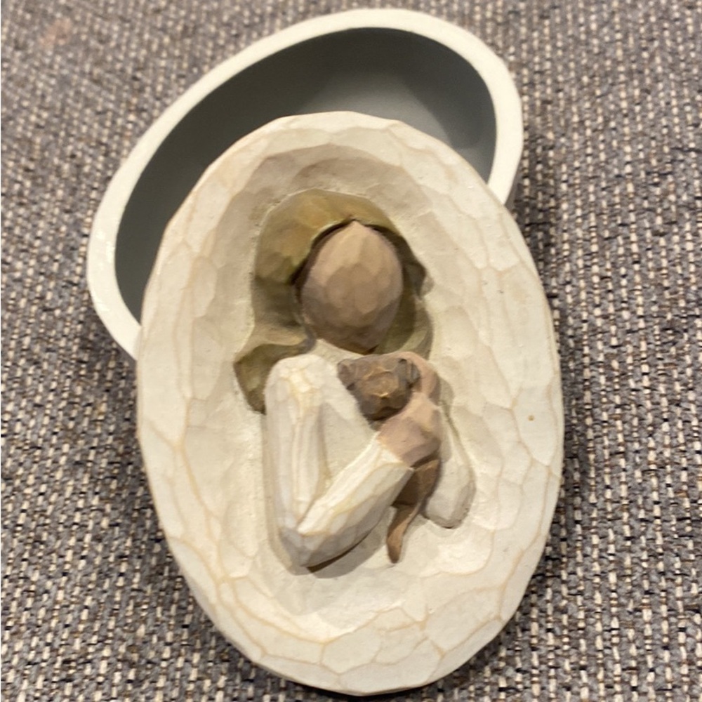 Willow tree my friend sculptured keep sake box